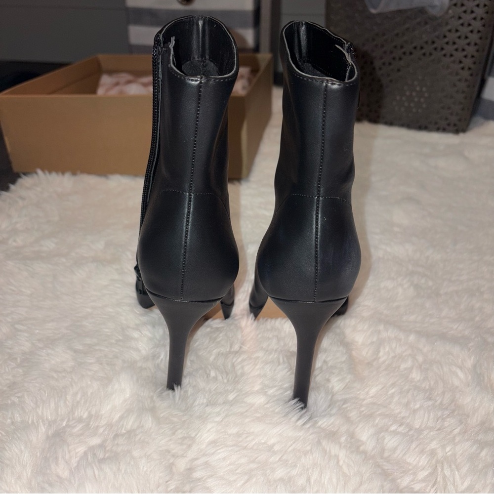Jessica Simpson Black Ankle Booties Heels - Picture 4 of 11